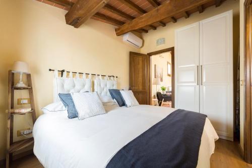 Mercato Centrale 2 bedrooms apartment - image 4