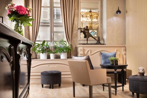 Grand Hotel des Balcons in Paris