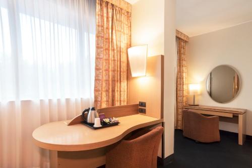 Mercure Roma West - image 9