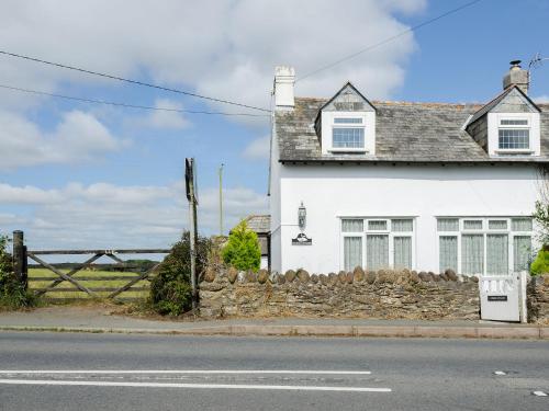 Holiday Home 1 School Cottages, , Cornwall