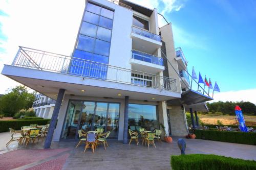 Menada Sozopol Apartments - image 4