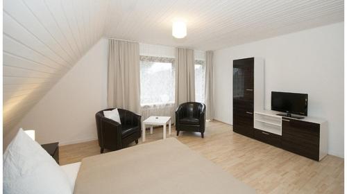 Picklapp Apartments - image 10