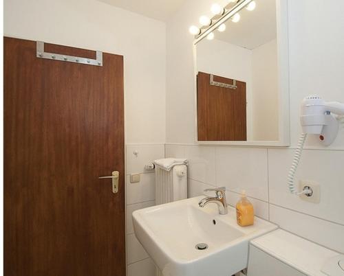 Picklapp Apartments - image 3
