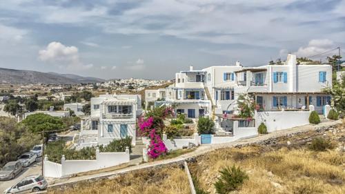 Cleopatra Seaside Homes, Logaras, Paros