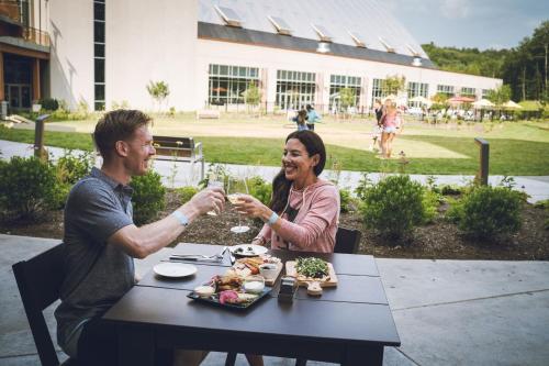 The Kartrite Resort & Indoor Waterpark