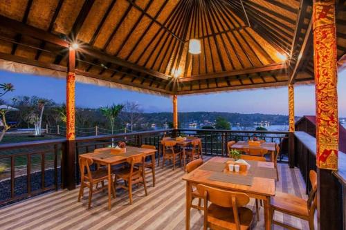 Restaurant, Ocean Paradise Cottage near The Sand Ceningan