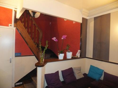 Hotel Pacific - image 8