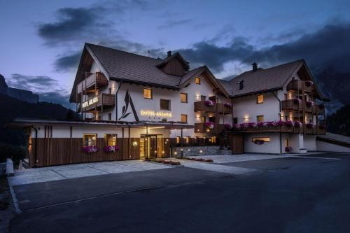 Hotel Arlara - image 10