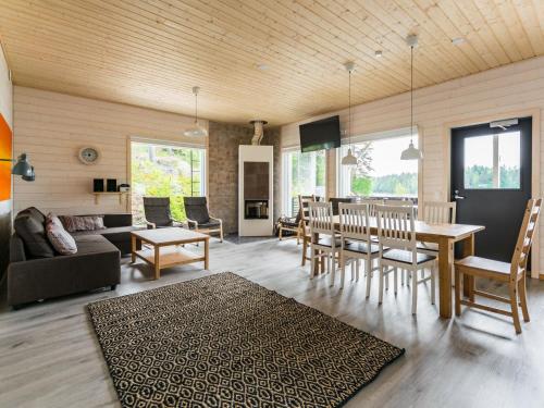 Holiday Home Kalliolaakso by Interhome