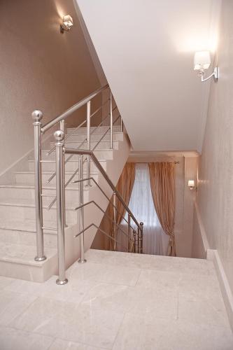 Travel Hotel - image 7