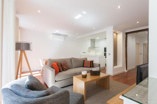  Feels Like Home S. Bento Luxus with Terrace in Lissabon