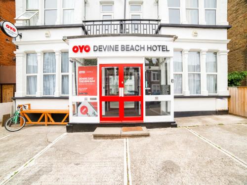 OYO Devine Beach Hotel, Westcliff Southend-On-Sea