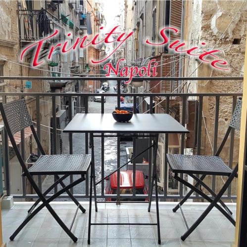 Trinity Suite Napoli gîte à louer Castello Nuovo