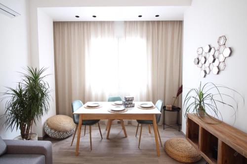 Seaview Apartments 2