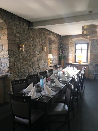 Restorāns, Pension Gasthaus Zur Forelle in Seegebiet Mansfelder Land