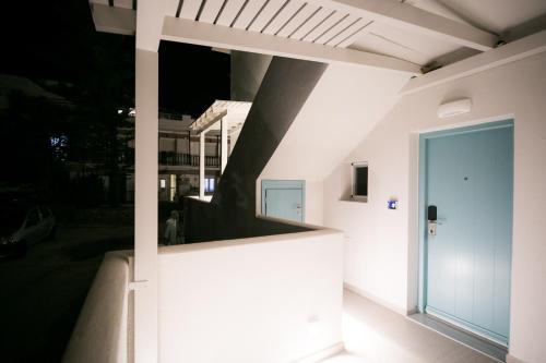 Deluxe Studio image 9