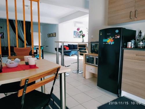 STUDIO POSEIDONIA apartment 75sqm CORINTH CANAL in Posidonia