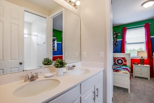 Beautiful Villa with Private Pool Close to Disney Orlando Villa 3128 - image 7