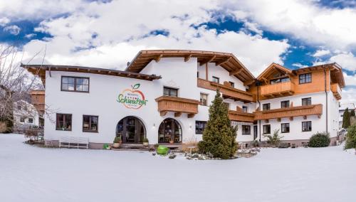 Biohotel Schweitzer, Pension in Mieming