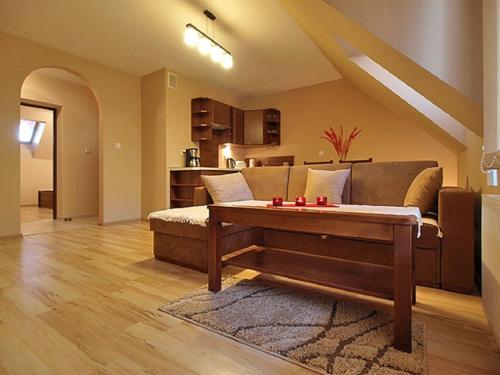 Apart-Center Motyl - image 14