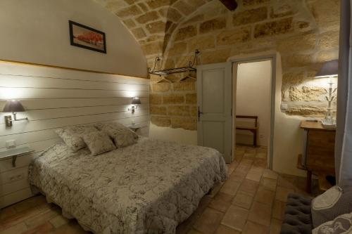 Le Logis du Castel chambre d'hôte Saint-Quentin-la-Poterie