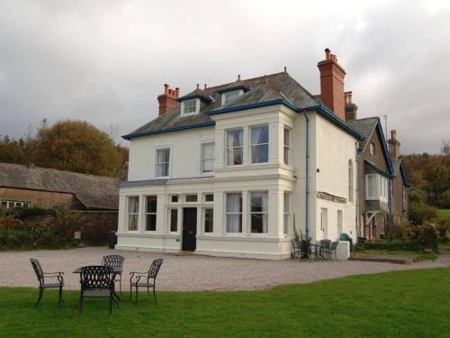 Muncaster Cottages