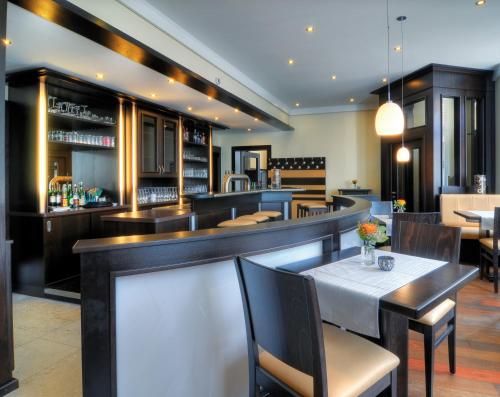 酒吧/高級酒吧, Hotel Tenbrock - Restaurant 1905 in 格舍