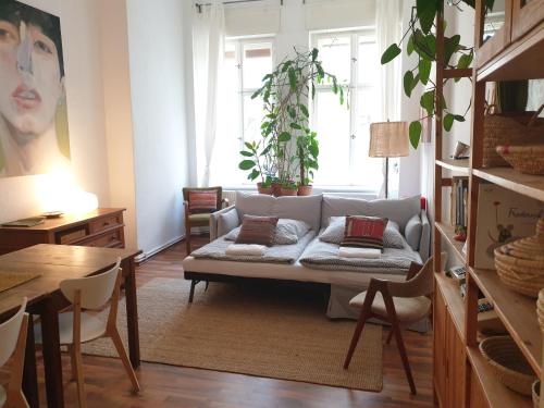 Apartment center Friedrichshain, Berlin (photo 8)