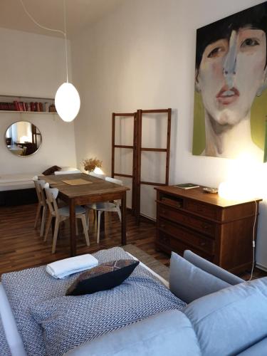 Apartment center Friedrichshain, Berlin (photo 9)