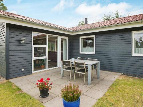 6 person holiday home in Bording