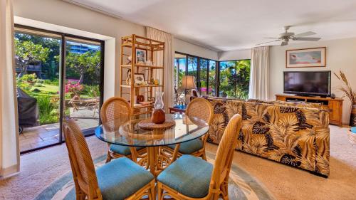 Wailea Elua Village - CoralTree Residence Collection