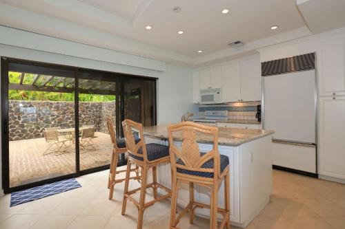 Wailea Elua Village - CoralTree Residence Collection