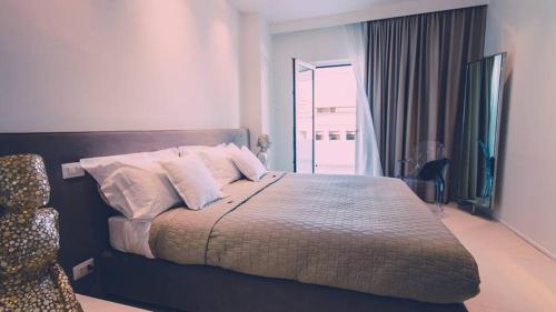 Siracusa Luxury Apartment - image 12