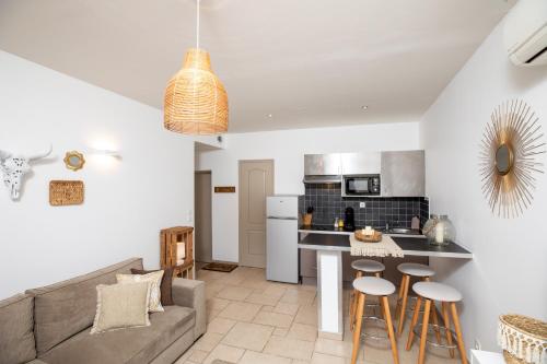 One-Bedroom Apartment with Terrace