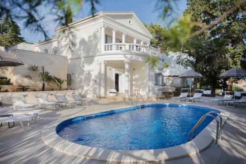 Vila Alta, Selce