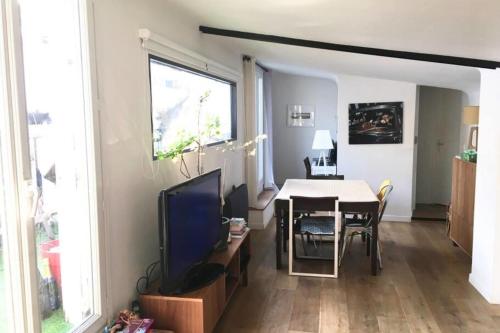 Apartment With Terrace Near Invalides, Paris (photo 7)