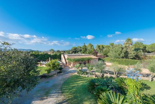 Villa Can Pau pool and garden close to the beach - image 7