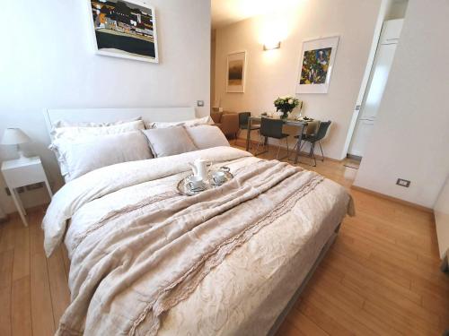 Corso Vercelli Apartment, Milan