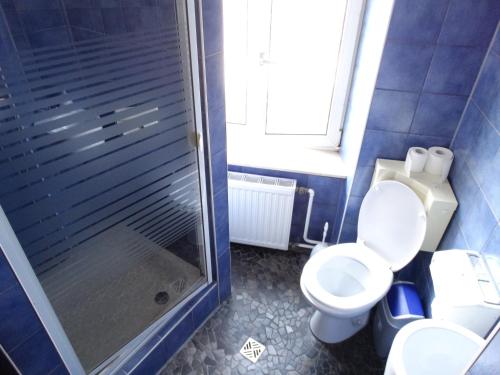 City Hostel - image 13