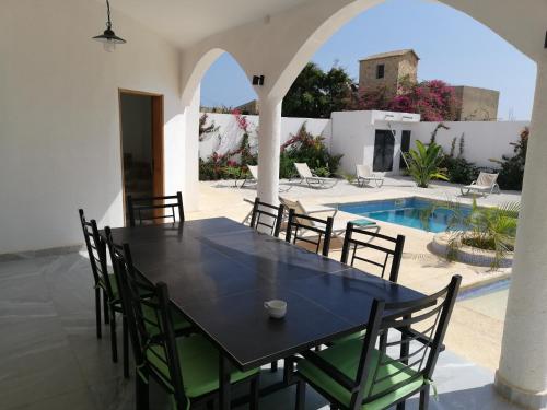 Patogumai, Villa Roka - Toubab Dialaw in Toubab Dialao