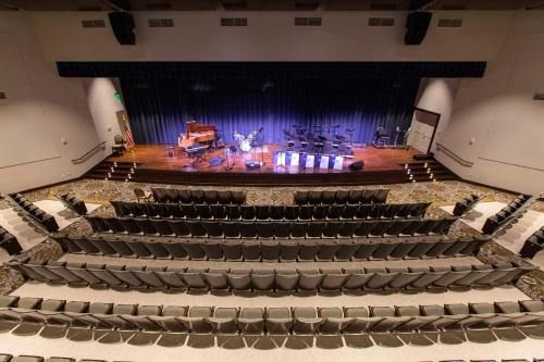 Hillsdale College Dow Hotel and Conference Center