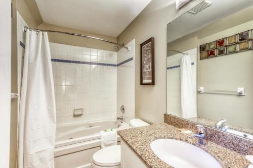 Condo 413 at North Creek Resort by Vacasa, Blue Mountains (zdjęcie 4)