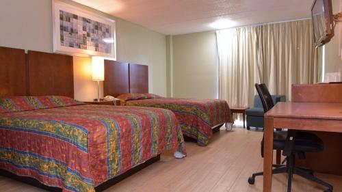 2 double beds