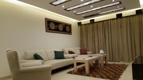 Luxury Hotel Apartments-By FLAMINGO 4