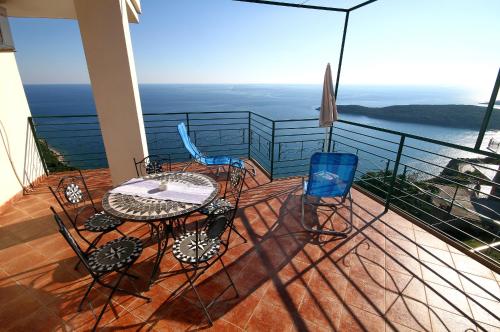 Lighthouse Apartments Budva