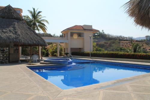 Villas del Palmar Manzanillo with Beach Club