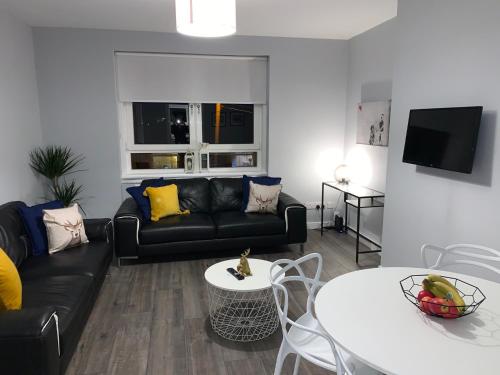 Brigg Apartment Glasgow Crest Serviced Apartments