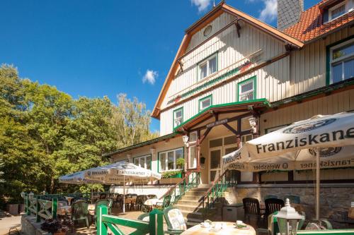Hotel Garni am Schlosspark - image 2