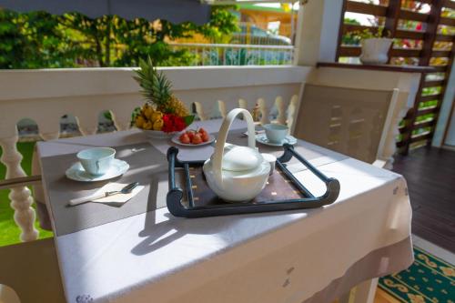 Facilities, Locastudio - Pomme Kanel in Sainte Anne