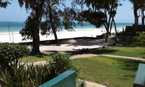 Diani Beachalets Room Type - Superior Chalet
